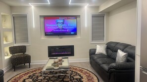 TV, fireplace