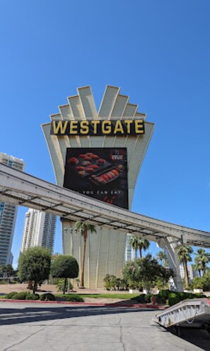 Point of interest - Cozy hotel suite in brilliant Las Vegas with spectacular views and luxury living (Las Vegas)