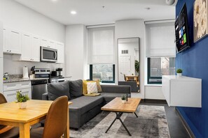 Deluxe Apartment, 1 Bedroom, Non Smoking | Living area - CozySuites - William (Pittsburgh)