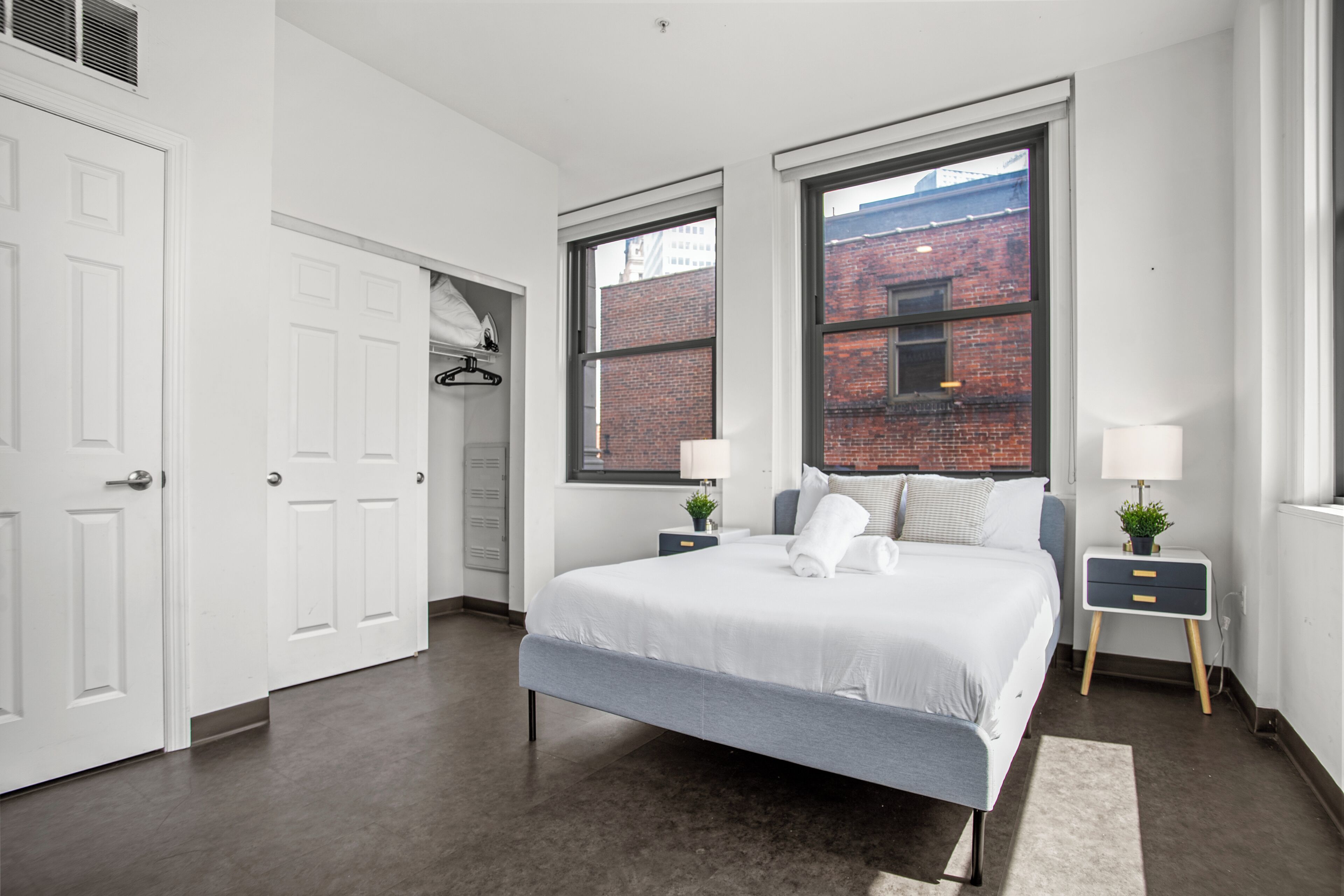 Departamento Deluxe, 1 cama Queen size, para no fumadores | 1 habitación, escritorio y espacio para trabajar con laptop 