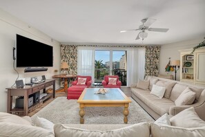 テレビ、DVD プレーヤー