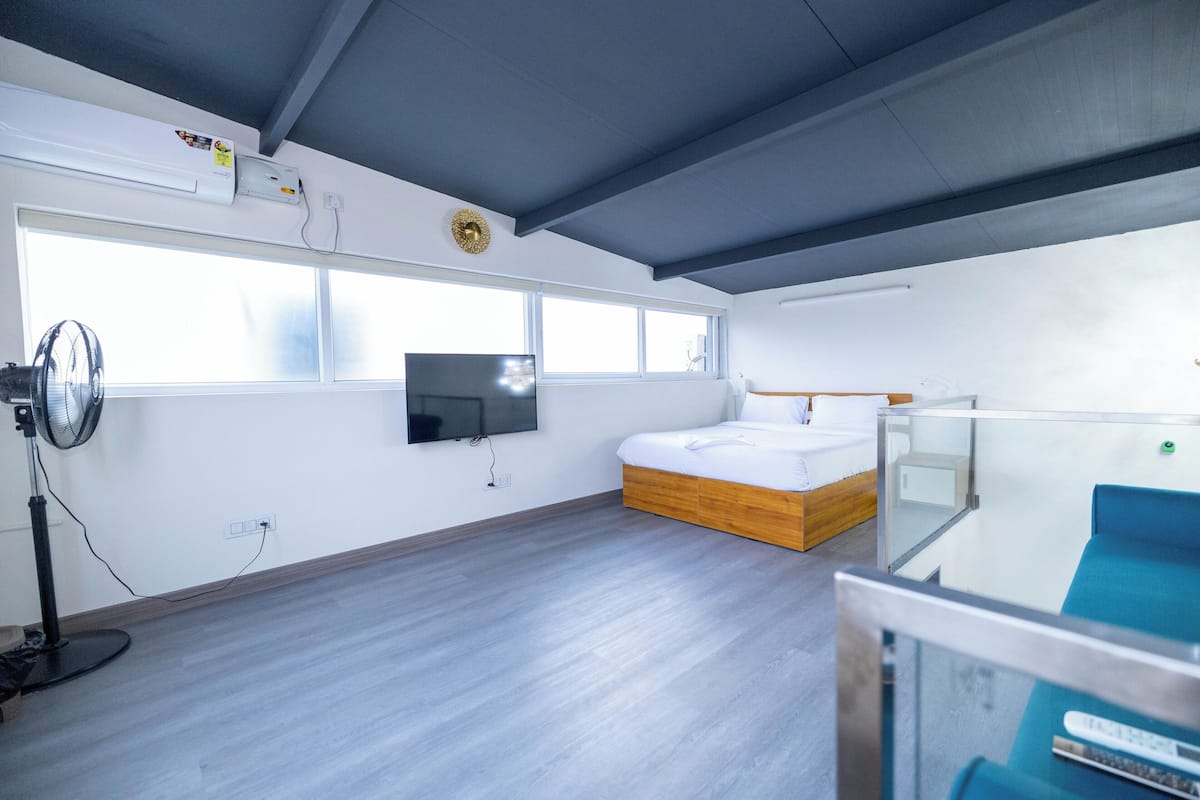 Suite Superior, vista città | 1 camera, ferro/asse da stiro, Wi-Fi gratuito