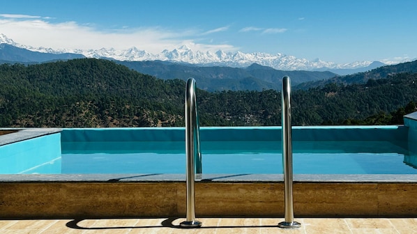 Exterior - Spellmount - Himalayan View Infinity Pool Resort In Kausani (Kausani)