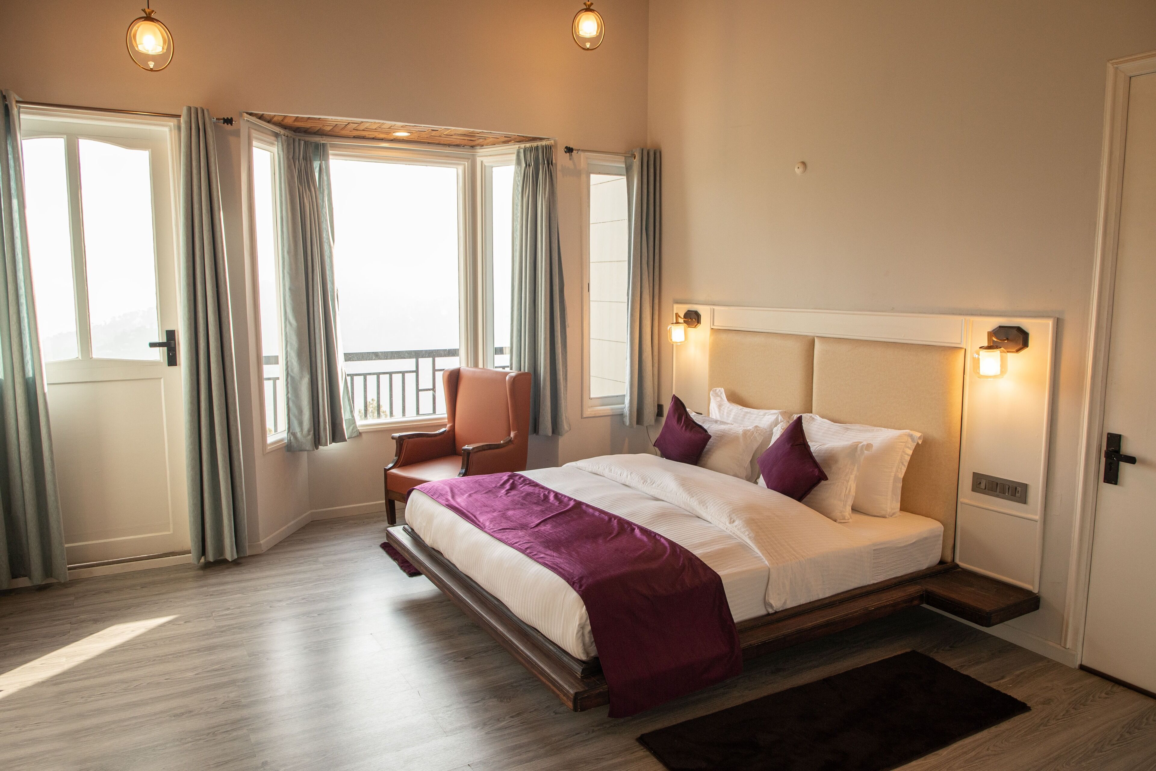 Himalaya View Luxury Cottage with Private Balcony | Iron/ironing board, free WiFi