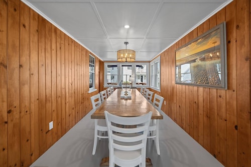 Oceanfront Coastal Retreat w/ Beach Access, Deck, Views, Near Downtown Scituate!