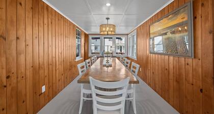 Oceanfront Coastal Retreat w/ Beach Access, Deck, Views, Near Downtown Scituate!