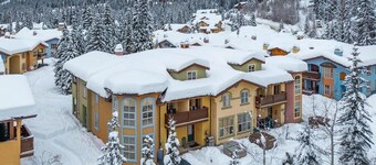 BEST LOCATION!! Steps from the Village, Private Garage + 4 Parking Spots!