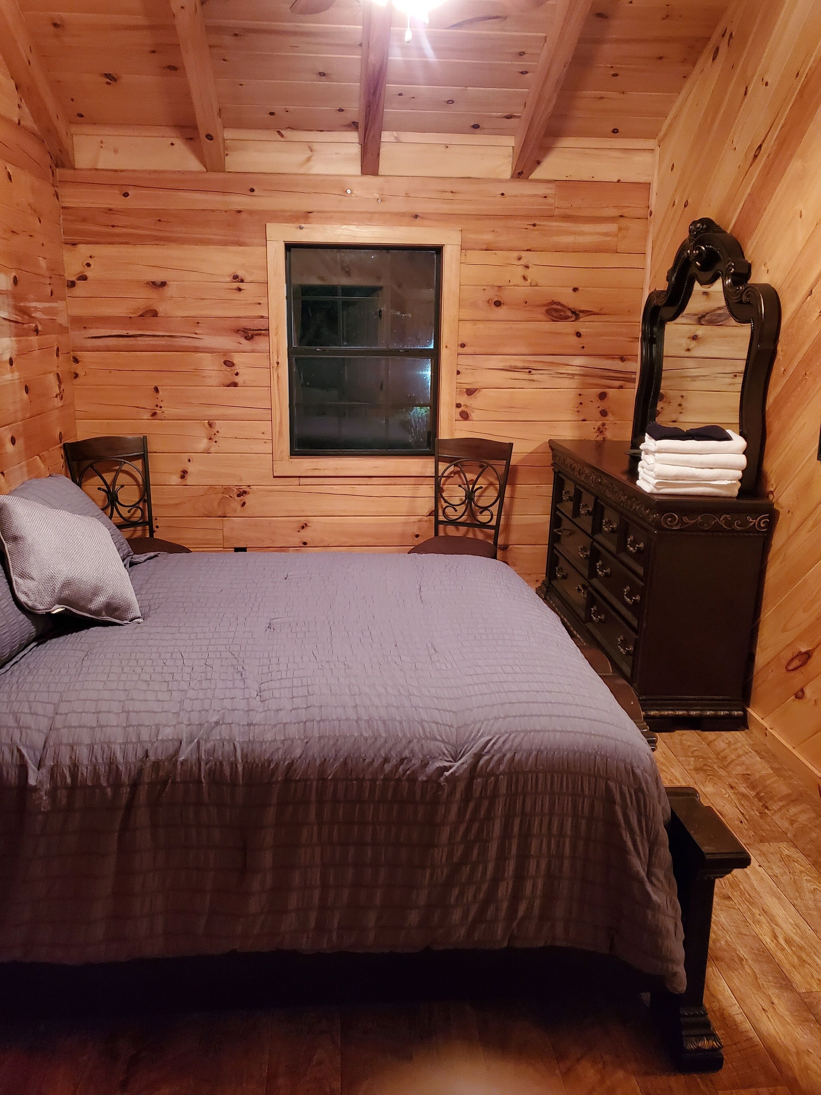 2 soveværelser, strygejern/strygebræt, sengetøj