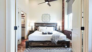 2 sovrum, strykjärn/strykbräda, wi-fi och sängkläder