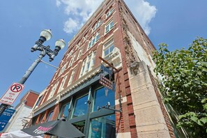 Exterior - Downtown Luxury Condo | Near UT (Knoxville)