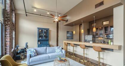 Jacksonian | Heart of Old City