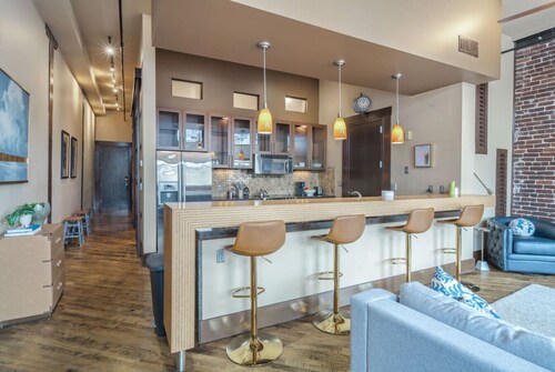 Jacksonian | Heart of Old City