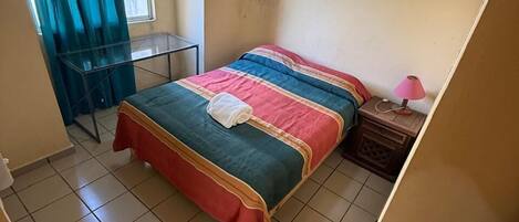 3 bedrooms, soundproofing, iron/ironing board, free WiFi