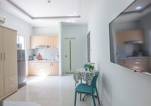 Standard Studio | Premium bedding, individually furnished, desk, laptop workspace - Lumina Home (Ho Chi Minh City)