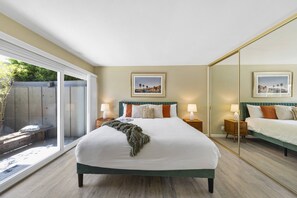 2 bedrooms, desk, free WiFi, bed sheets