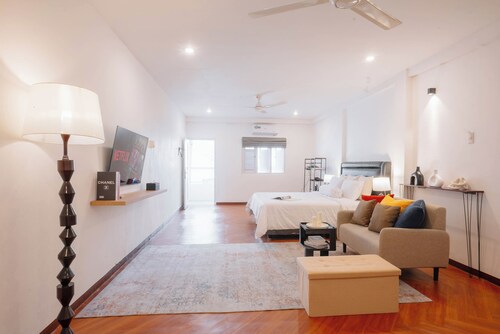 CBD Studio3 next to Sun Plaza City Center!