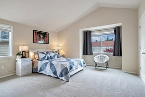 3 habitaciones, tabla de planchar con plancha, cuna de viaje y wifi