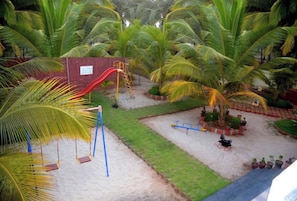 Zona de juegos infantil al aire libre