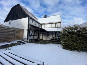Exterior - Haus Bornstein, cozy fachwerk house near Winterberg. Pet friendly! (Olsberg)