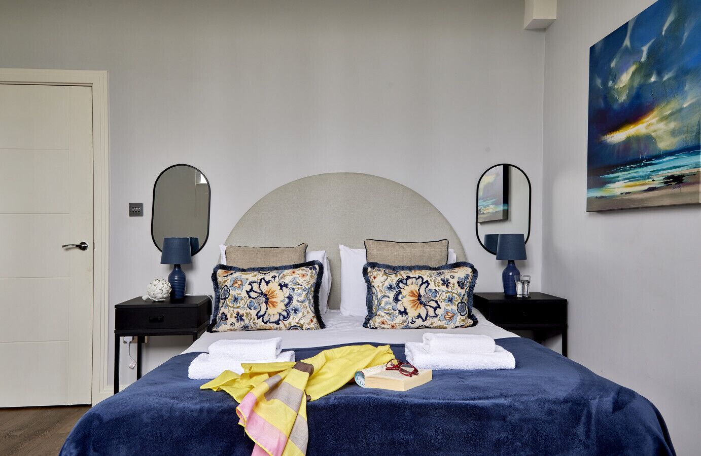 4 bedrooms, iron/ironing board, free WiFi, bed sheets