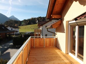 Property grounds - Chalet directly at the ski slope with a garden (Kötschach-Mauthen)