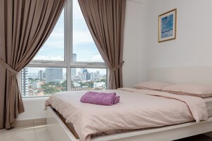 Standard Apartment, Balcony, City View | Living area