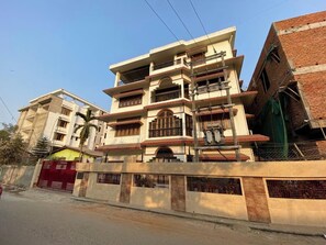 Exterior - Joyable Homestay Near Sankardev Netralay (Guwahati)