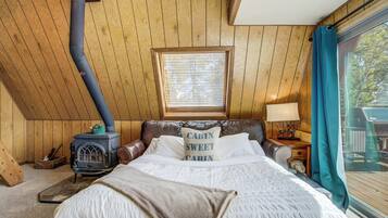 1 habitación, tabla de planchar con plancha, cuna de viaje y wifi