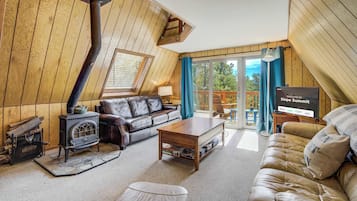 Televisión, chimenea