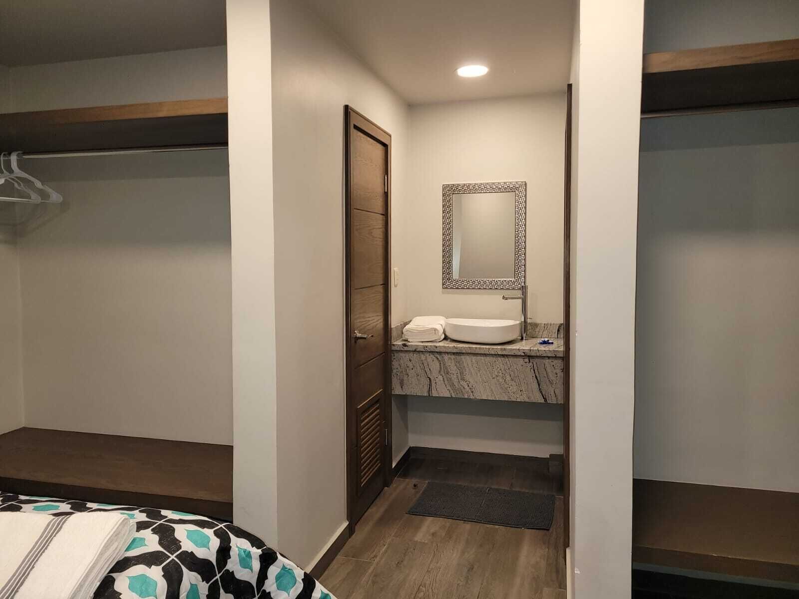 2 chambres, Wi-Fi gratuit, draps fournis