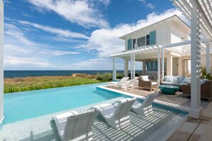A heated pool - 4 BR All-Inclusive Villa @ Ambergris Cay: Carpe Diem (Big Ambergris Cay)