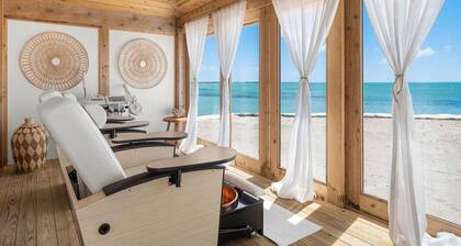 3 BR All-Inclusive Villa @ Ambergris Cay: Neptune