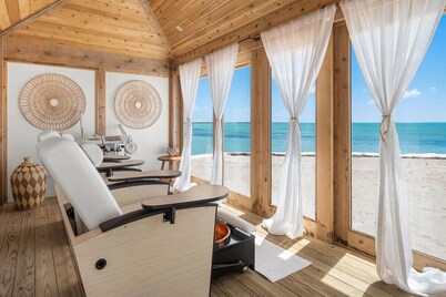 3 BR All-Inclusive Villa @ Ambergris Cay: Poseidon