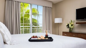 2 slaapkamers, een strijkplank/strijkijzer, gratis wifi, beddengoed