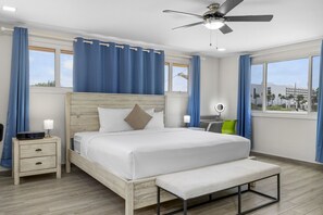 4 bedrooms, in-room safe, desk, iron/ironing board