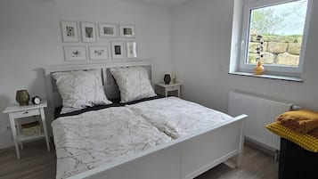 1 quarto, Wi-Fi de cortesia, roupa de cama