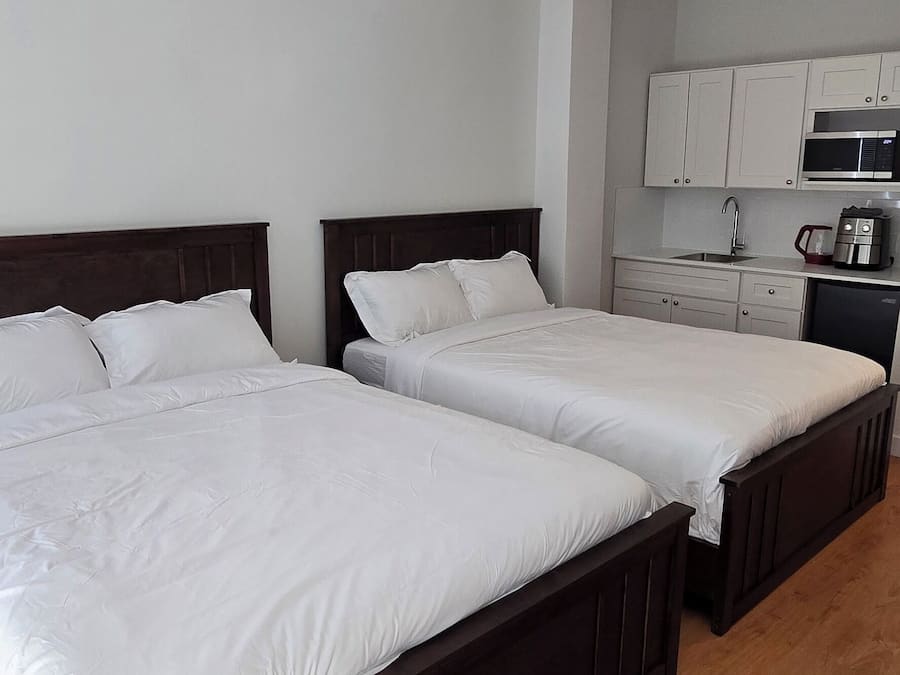 Deluxe Room | Premium bedding, down comforters, individually decorated