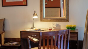 Iron/ironing board, WiFi (free) - Orchid Square  (Coonoor)