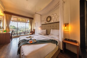 アイロン / アイロン台、WiFi (無料)