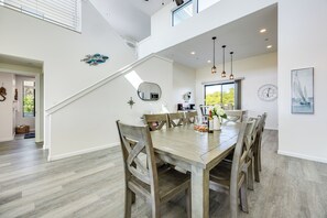 Dining - 2 Oceanfront Homes w/ Rooftop Deck, Views & Steps to the Sand (Oceano)