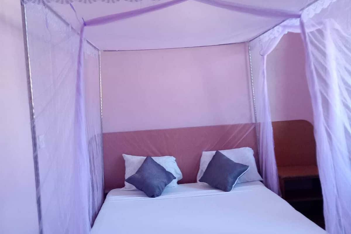 Deluxe-Doppelzimmer | Hochwertige Bettwaren, laptopgeeigneter Arbeitsplatz, kostenloses WLAN