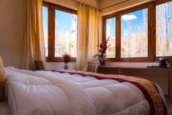 Deluxe Room | Free WiFi