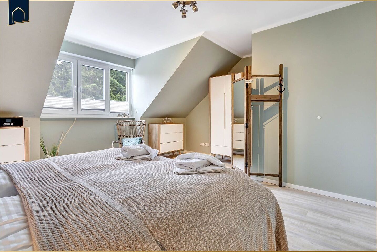 3 bedrooms, in-room safe, WiFi