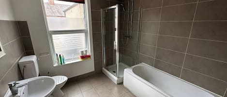 Shared Dormitory, 1 Bedroom, City View | Bathroom