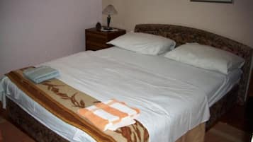 Apartment (Two-Bedroom Apartment With Sea View) | 6 bedrooms, free WiFi