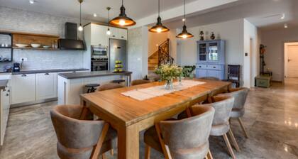 Rustic Villa Perosa With Heated Pool