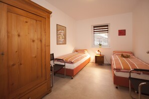 2 chambres, Wi-Fi gratuit, draps fournis