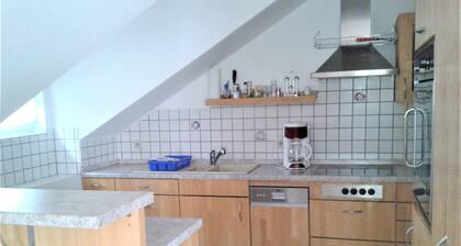 Ferienwohnung Beim Ried, 95qm, Balkon, 2 Schlafzimmer, max. 3 Personen