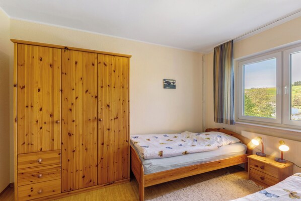 2 bedrooms, free WiFi, bed sheets