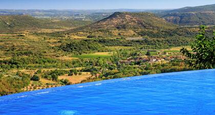 Villa de Luxe dans le vignoble. L'élégance d'un nouvel Art de Vivre.